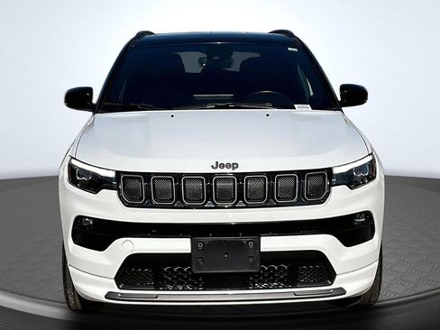 Used 2022 Jeep Compass High Altitude AWD/4WD image 2