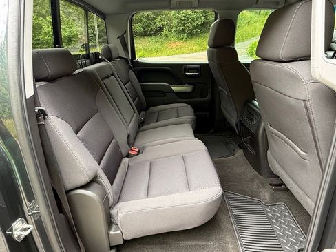 Used 2018 Chevrolet Silverado 1500 LT w/ All Star Edition AWD/4WD image 19