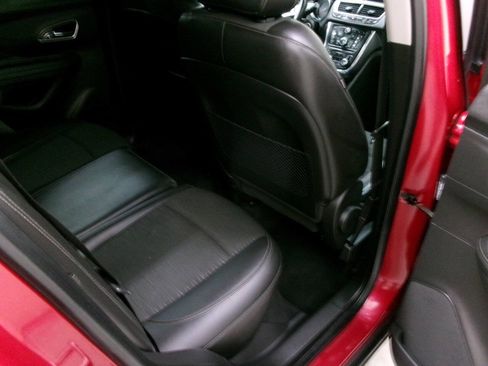 Used 2015 Buick Encore FWD image 28
