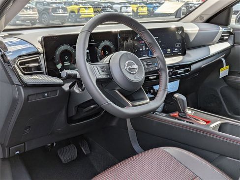 New 2026 Nissan Kicks SR w/ Cold Weather Package image 9