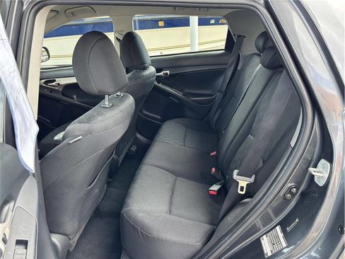 Used 2010 Toyota Matrix image 12