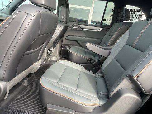 Used 2026 GMC Acadia AT4 w/ Super Cruise Package image 27