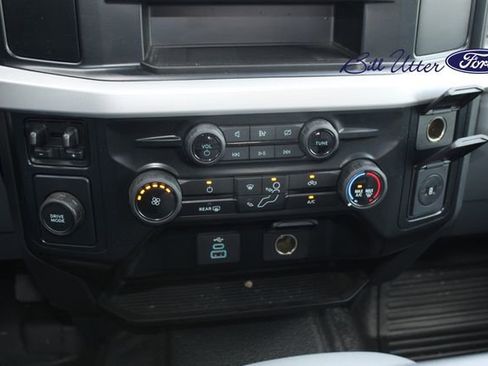 Used 2024 Ford F250 XL w/ XL Chrome Package image 16