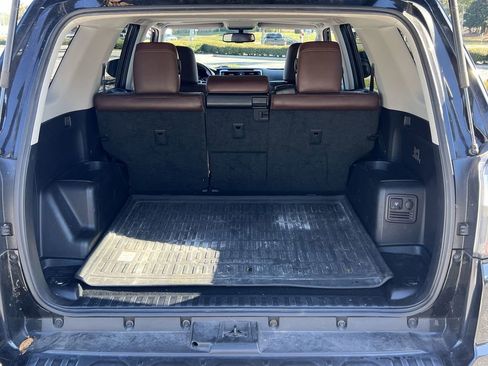 Used 2018 Toyota 4Runner Limited image 24