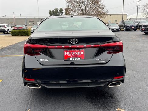Used 2021 Toyota Avalon Limited w/ Advanced Safety Package image 4