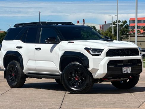 Used 2025 Toyota 4Runner TRD Pro AWD/4WD image 2