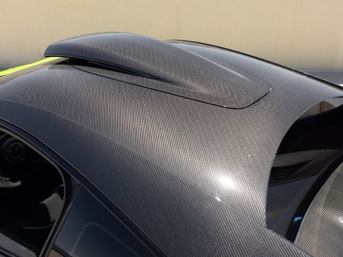 Used 2020 McLaren 620R RWD image 34