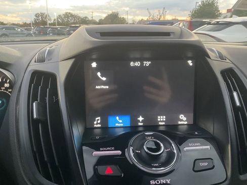 Used 2018 Ford Escape Titanium w/ Ford Safe & Smart Package image 20
