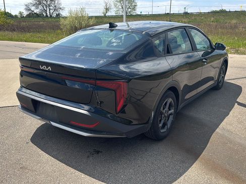 Used 2025 Kia K4 FWD image 5