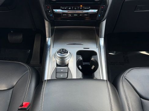 Used 2022 Ford Explorer Limited w/ Equipment Group 301A image 37