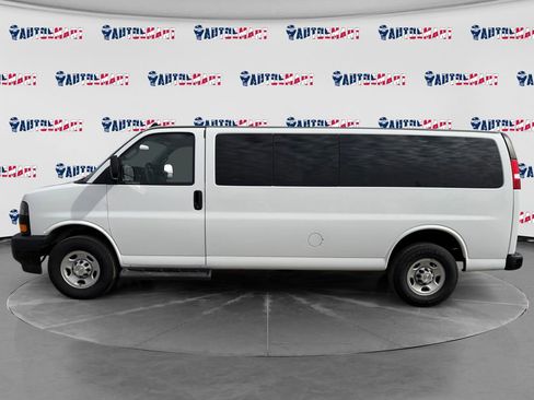 Used 2023 Chevrolet Express 3500 LS image 4