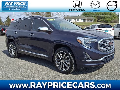 Used 2019 GMC Terrain Denali image 1