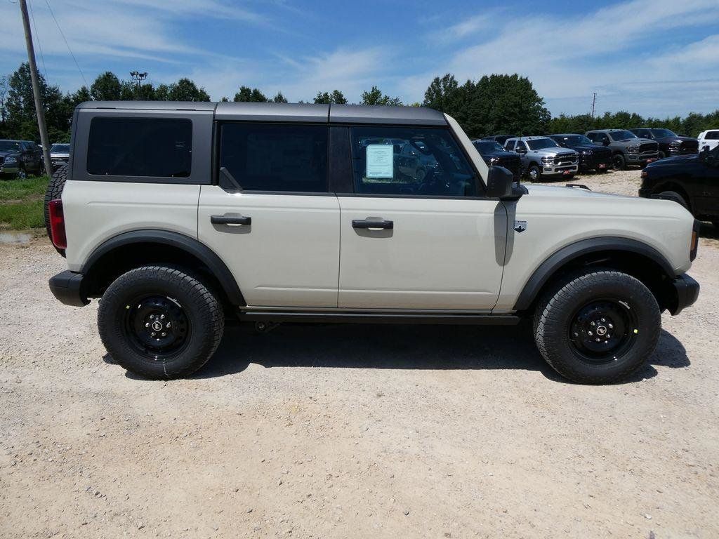 New 2026 Ford Bronco Big Bend w/ Black Diamond Package AWD/4WD image 4