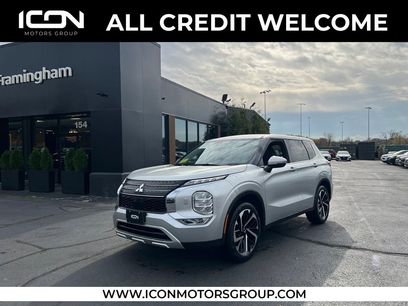 Used 2024 Mitsubishi Outlander SE Black Edition