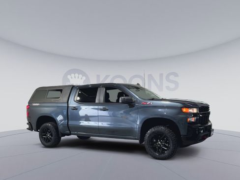 Used 2021 Chevrolet Silverado 1500 Custom Trail Boss AWD/4WD image 4