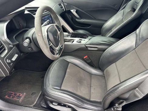 Used 2019 Chevrolet Corvette Stingray Coupe w/ 2LT Preferred Equipment Group RWD image 19