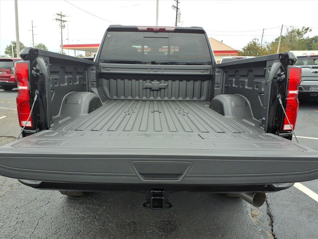 New 2026 Chevrolet Silverado 2500 High Country w/ Midnight Edition AWD/4WD image 15
