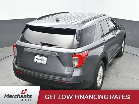 Used 2022 Ford Explorer XLT AWD/4WD image 37