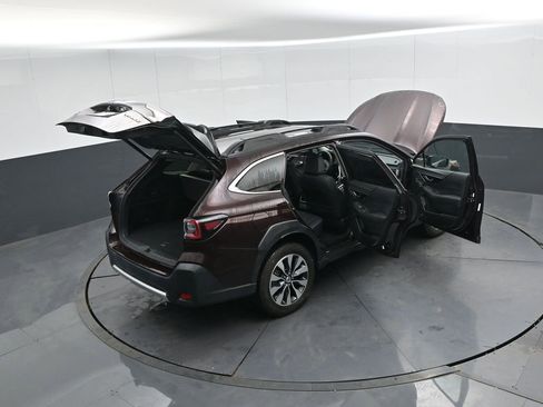 Used 2024 Subaru Outback Limited image 45
