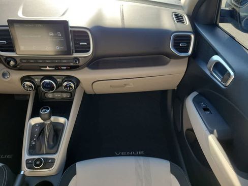 New 2026 Hyundai Venue SEL image 14