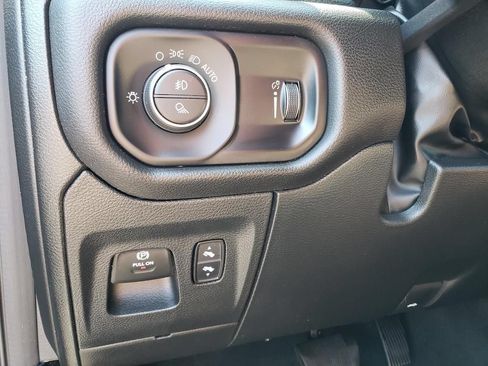 Used 2024 RAM 1500 Big Horn AWD/4WD image 21