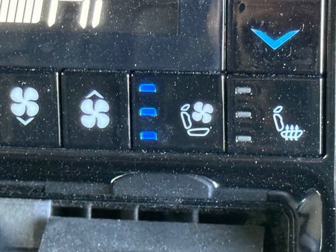 Certified 2024 Jeep Grand Cherokee Summit AWD/4WD image 23