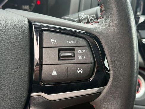 Used 2025 Honda Odyssey Sport-L image 17