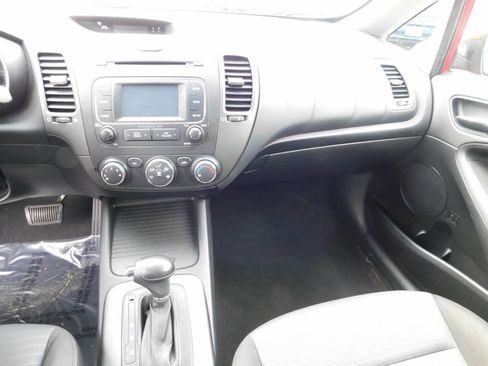 Used 2016 Kia Forte LX w/ LX Popular Package FWD image 7
