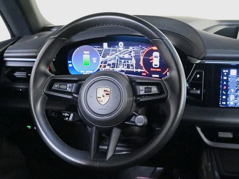 Certified 2024 Porsche Macan 4 Electric AWD/4WD image 12