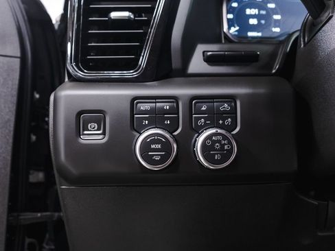 Used 2025 GMC Sierra 2500 AT4X w/ AT4X AEV Edition AWD/4WD image 20