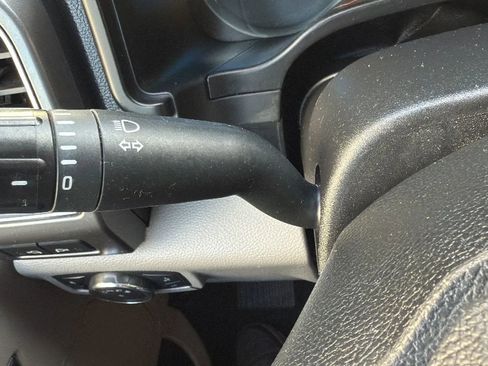 Used 2018 Ford F150 XLT w/ Equipment Group 302A Luxury image 13