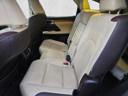 Used 2018 Lexus RX 350L RX 350L Premium image 21