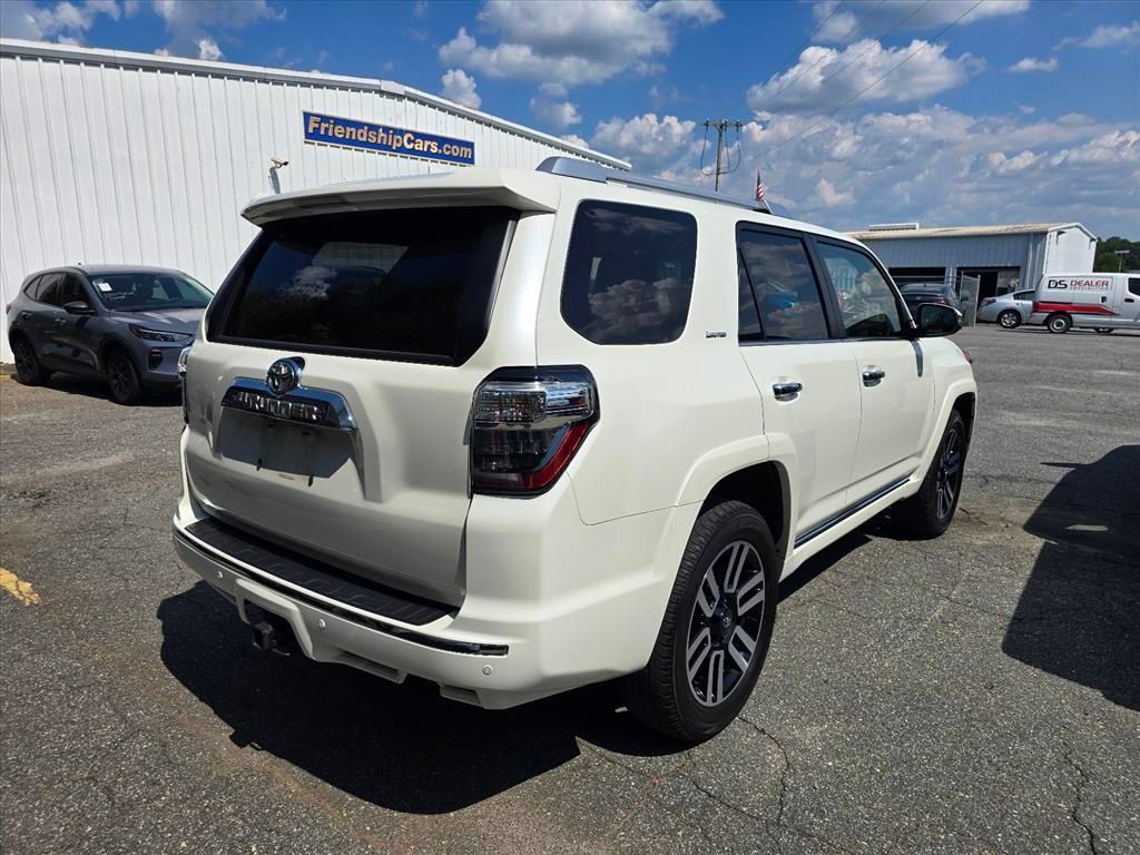 Used 2022 Toyota 4Runner Limited AWD/4WD image 12
