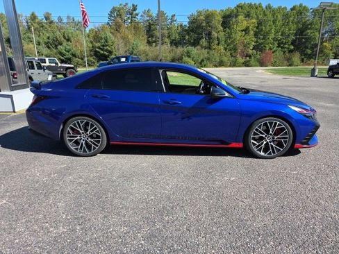 Used 2022 Hyundai Elantra N image 23
