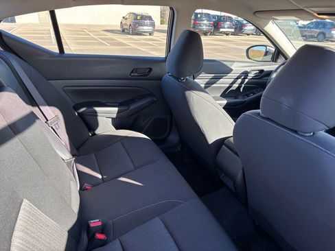 Used 2025 Nissan Altima 2.5 S image 8