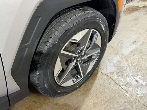 Certified 2025 Hyundai Tucson SEL AWD/4WD image 31