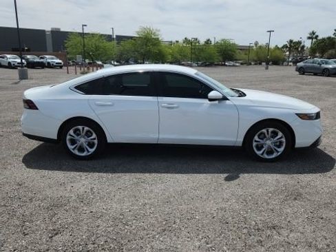 Certified 2025 Honda Accord LX image 4