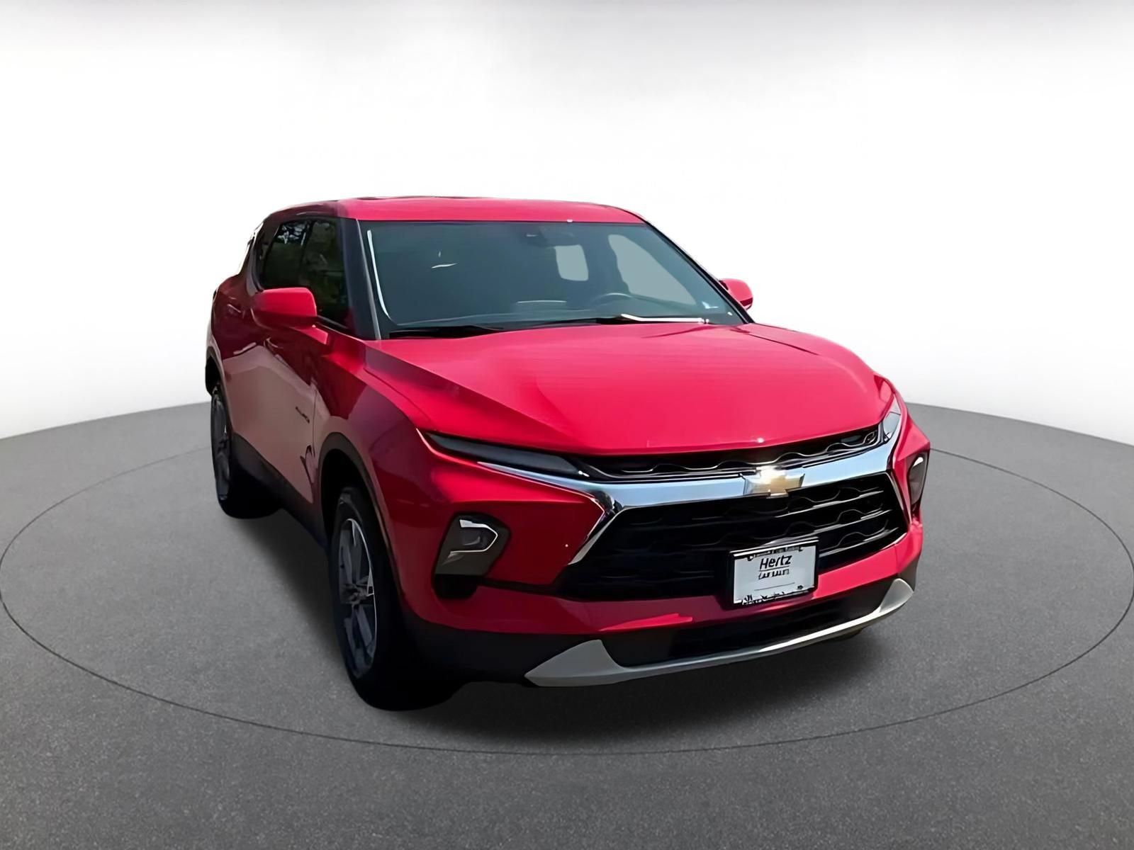 Used 2025 Chevrolet Blazer LT FWD image 8