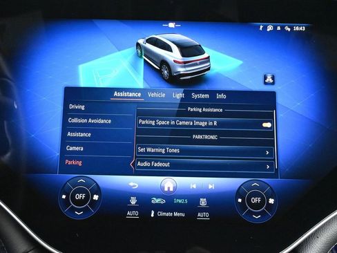 Used 2023 Mercedes-Benz EQS 580 4MATIC SUV image 51