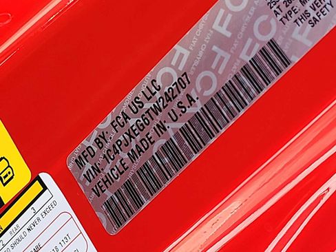 New 2026 Jeep Wrangler Unlimited Sahara w/ Whitecap Package AWD/4WD image 25
