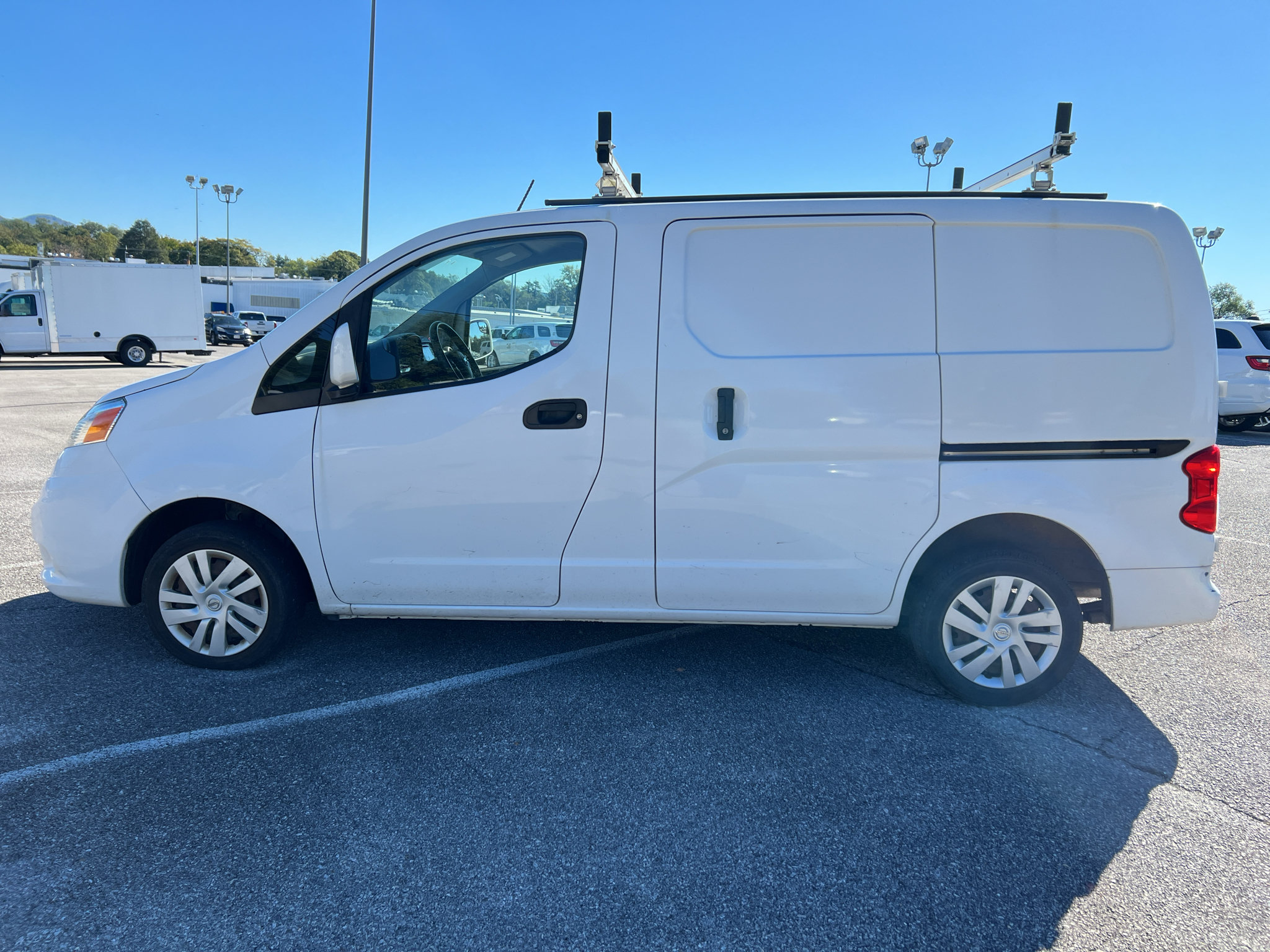 Used 2019 Nissan NV200 SV FWD image 6