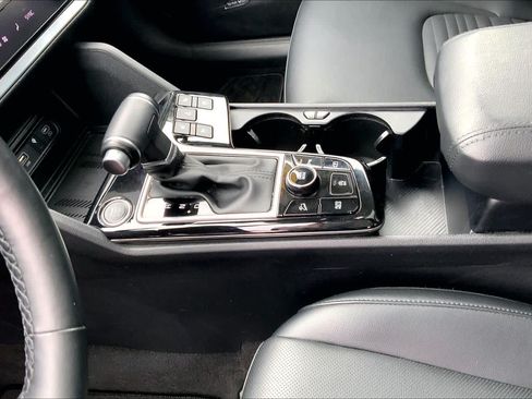 Used 2023 Kia Sportage SX FWD image 16