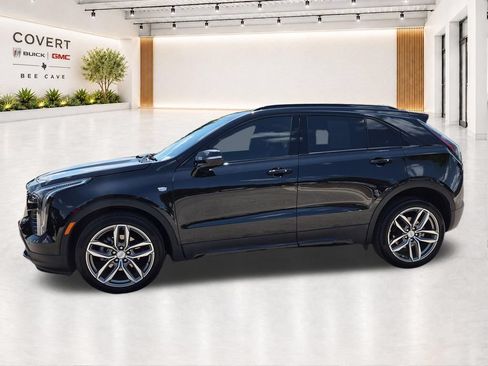 Used 2023 Cadillac XT4 Sport FWD image 5