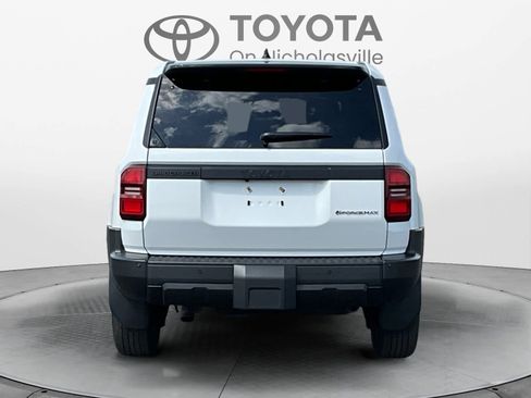 Used 2025 Toyota Land Cruiser 1958 image 5