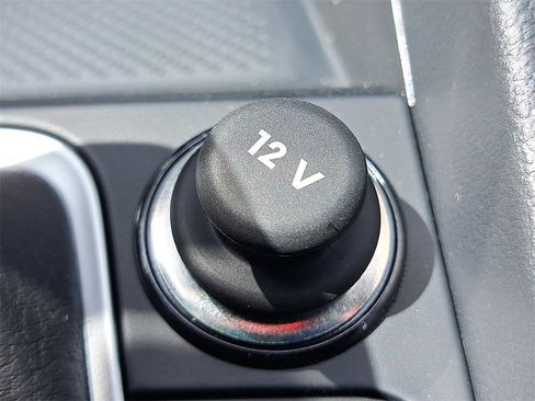 New 2025 Volkswagen Jetta Sport image 28