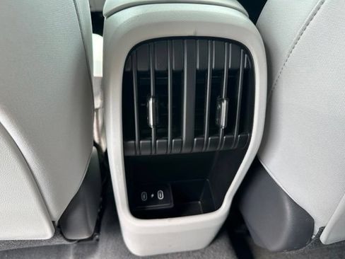 Used 2024 Hyundai Kona SEL AWD/4WD image 14