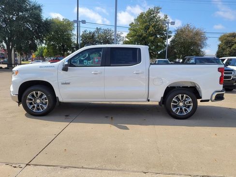 New 2026 Chevrolet Silverado 1500 LT image 2