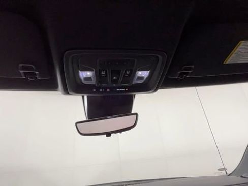 Used 2023 Chevrolet Silverado 1500 High Country w/ High Country Premium Package AWD/4WD image 36