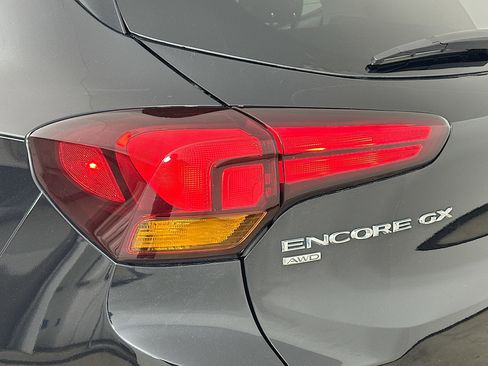 Used 2023 Buick Encore GX Preferred w/ Cold Weather Comfort Package AWD/4WD image 15