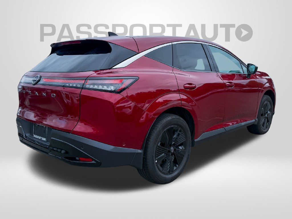 Used 2025 Nissan Murano SV AWD/4WD image 5